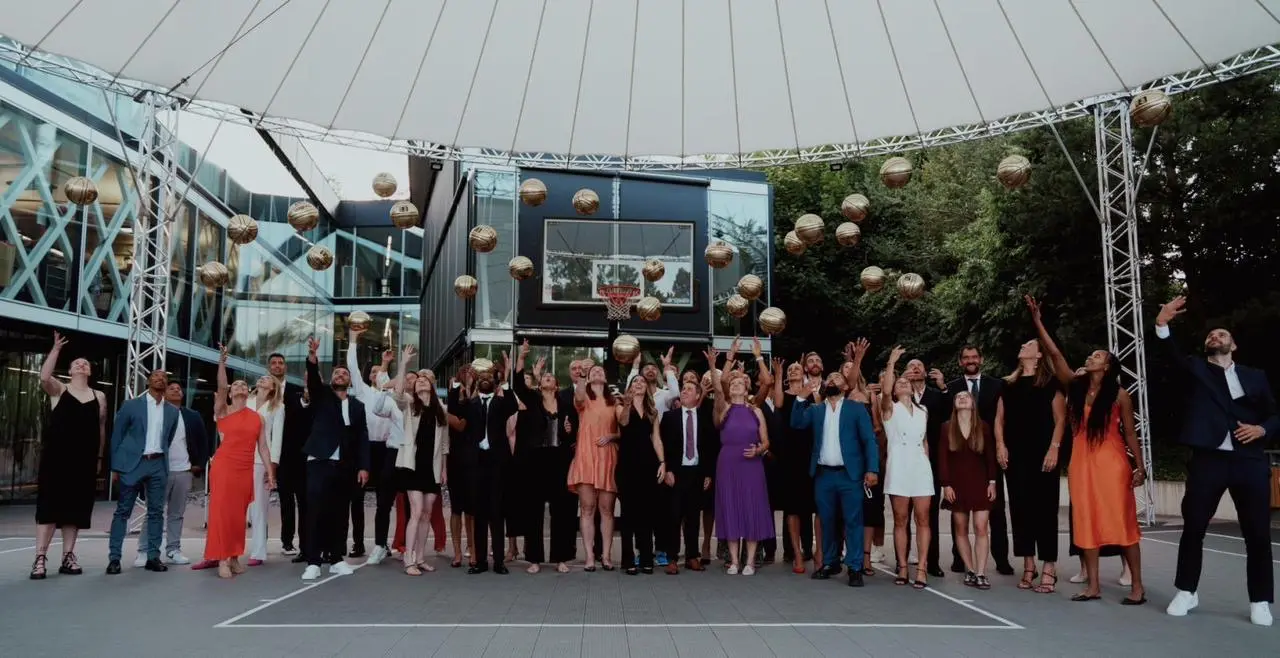 Hasani dhe Juniku diplomojnë në Programin e FIBA Time-Out 3.0